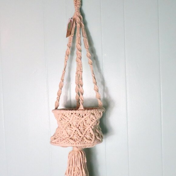 TJ Maxx Macrame Hanging Planter NWT - Picture 1 of 6